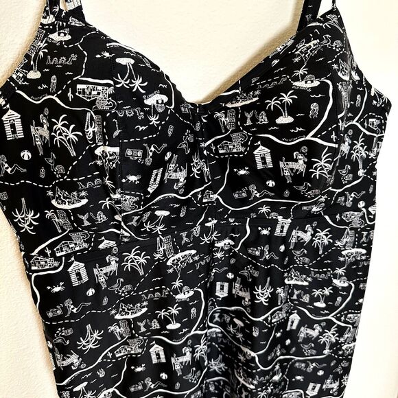Plus Size 4X Black & White Tankini Top Swimsuit Adjustable Straps Swimwear - Picture 3 of 6